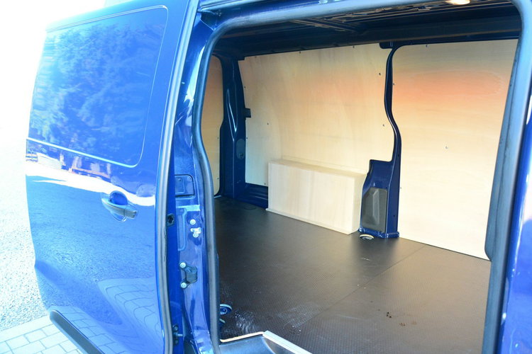 Peugeot Expert 3 osobowy 2021r. doka L3H1 zdjęcie 6