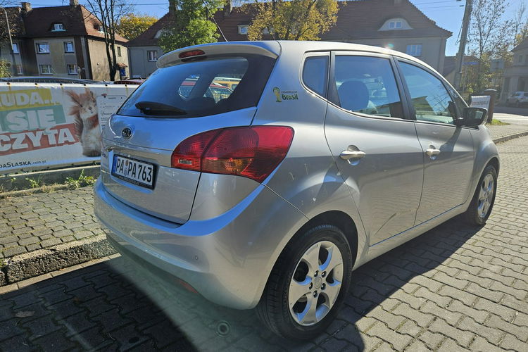 Kia Venga 1 właściciel /Automat / Klimatyzacja / Podgrzewane fotele / Serwis ASO zdjęcie 4