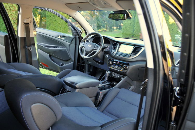 Hyundai Tucson 1.7CRDi(141KM) Led Navi Kamera Automat Welur Grzane Fotele Alu17"ASO zdjęcie 24