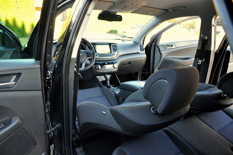 Hyundai Tucson 1.7CRDi(141KM) Led Navi Kamera Automat Welur Grzane Fotele Alu17"ASO zdjęcie 28