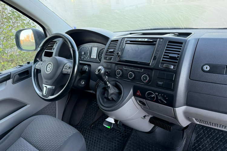 Volkswagen Transporter T5 FL 2.0 MPI 115KM benzyna 3 osobowy 73 407 przebiegu zdjęcie 10