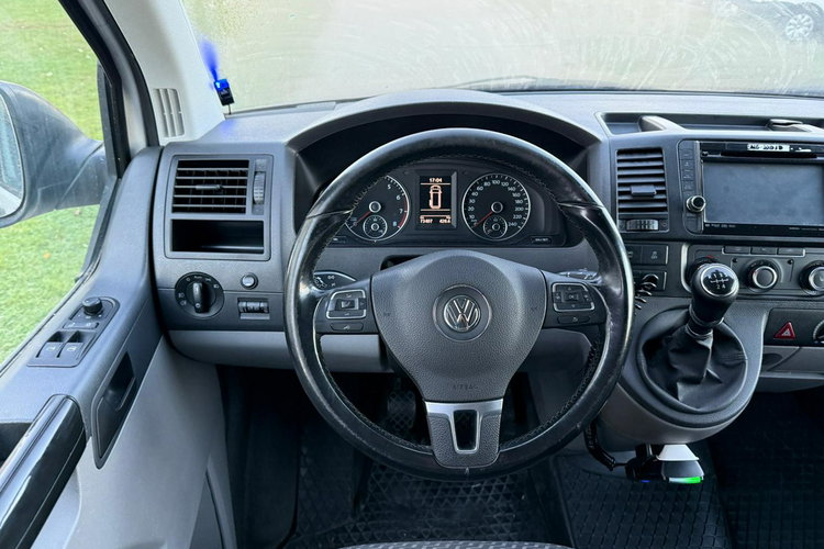 Volkswagen Transporter T5 FL 2.0 MPI 115KM benzyna 3 osobowy 73 407 przebiegu zdjęcie 11