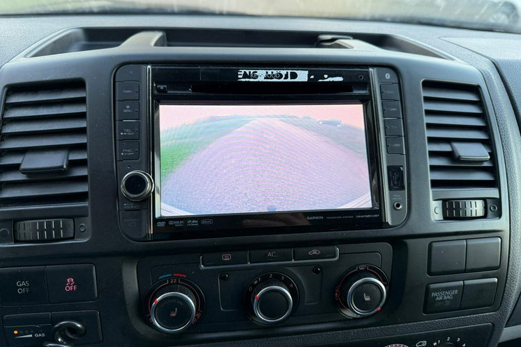 Volkswagen Transporter T5 FL 2.0 MPI 115KM benzyna 3 osobowy 73 407 przebiegu zdjęcie 15