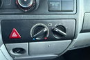 Volkswagen Transporter T5 FL 2.0 MPI 115KM benzyna 3 osobowy 73 407 przebiegu zdjęcie 16
