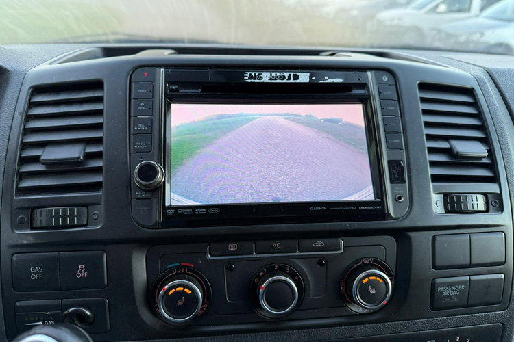 Volkswagen Transporter T5 FL 2.0 MPI 115KM benzyna 3 osobowy 73 407 przebiegu zdjęcie 17