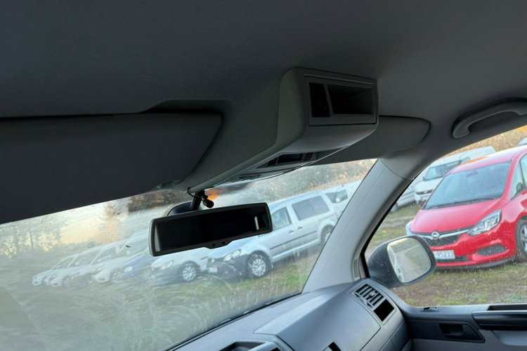 Volkswagen Transporter T5 FL 2.0 MPI 115KM benzyna 3 osobowy 73 407 przebiegu zdjęcie 20