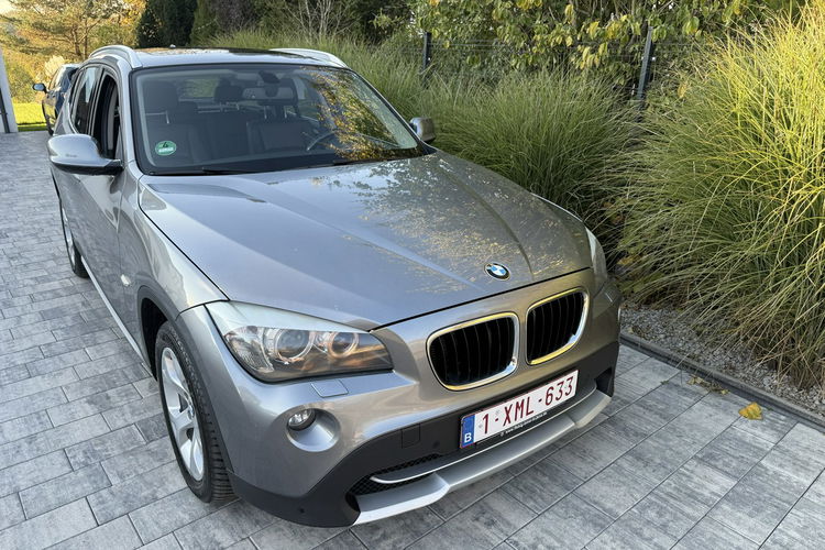 BMW X1 X Drive Bogato wyposażone - zadbane serwisowane zdjęcie 2
