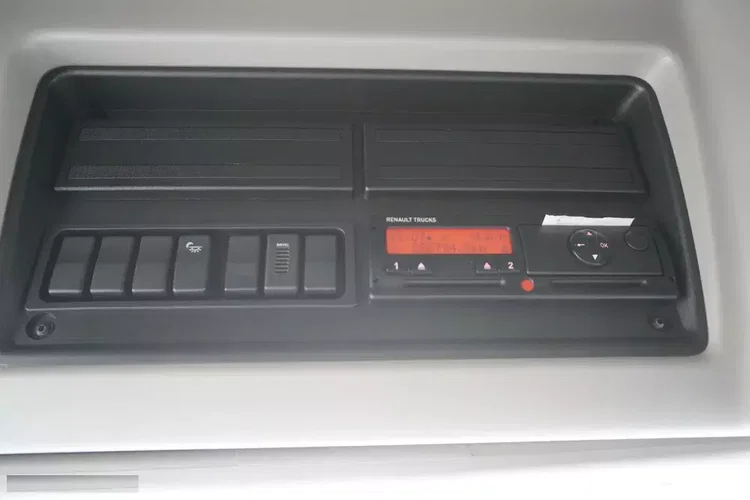 Renault D19 Wide Glob / NOWA Laweta 7.8 m / 280. tys. km zdjęcie 20