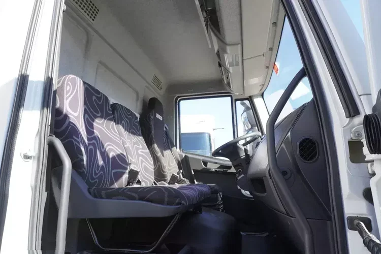 Iveco Eurocargo 160E21 / Tylko 11 tys. km / Kontener 18 EPAL zdjęcie 24