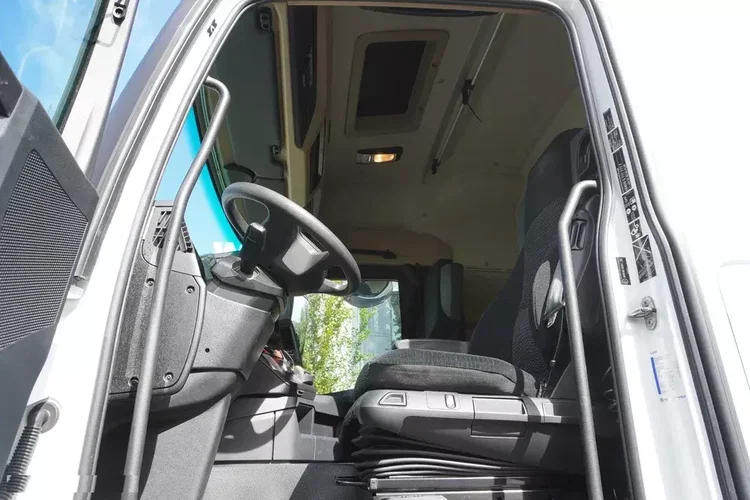 Mercedes Actros 2545 6×2 MP5 / BDF / FULL ADR zdjęcie 22