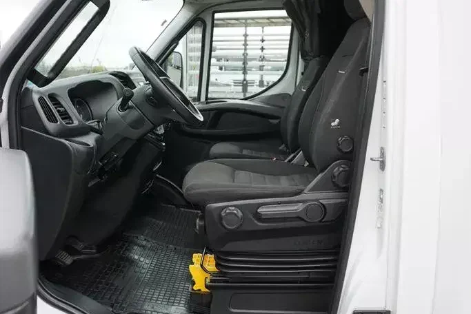 Iveco DAILY / 70C18 / E 6 / BURTO FIRANKA/ 15 PALET / ŁAD. 3504 KG zdjęcie 7