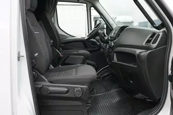 Iveco DAILY / 70C18 / E 6 / BURTO FIRANKA/ 15 PALET / ŁAD. 3504 KG zdjęcie 8