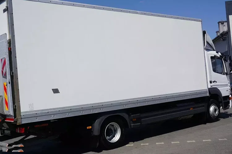 Mercedes ATEGO / 1221 / ACC / EURO 6 / KONTENER + WINDA / 17 PALET zdjęcie 32