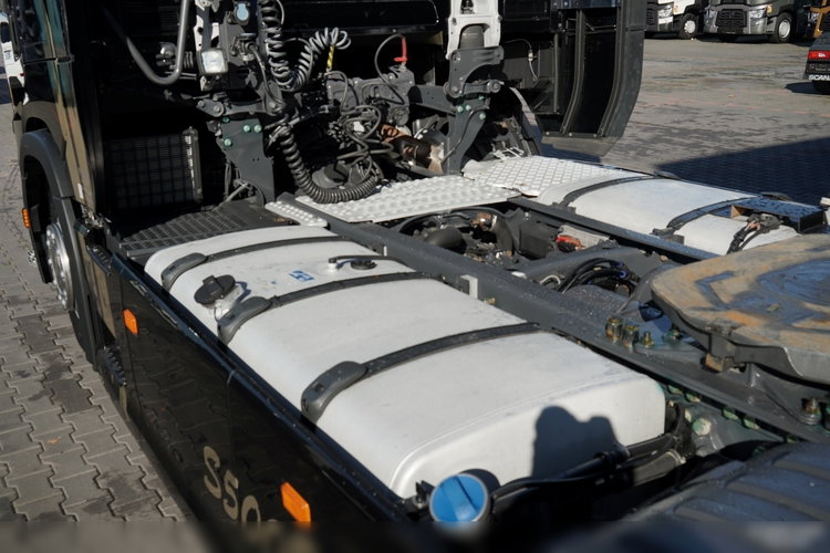 Scania S 500 / RETARDER / KLIMA POSTOJOWA / CAŁA NA PODUSZKACH / OPONY 100% zdjęcie 13