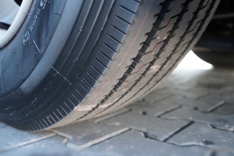 Scania S 500 / RETARDER / KLIMA POSTOJOWA / CAŁA NA PODUSZKACH / OPONY 100% zdjęcie 18