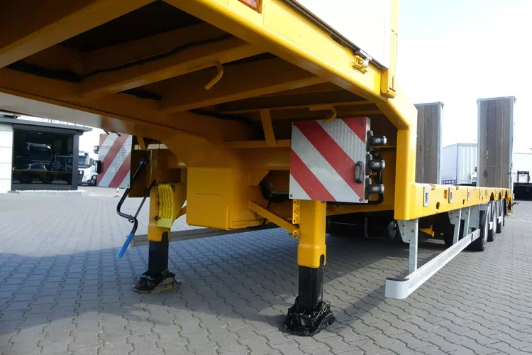 BODEX NISKOPODWOZIOWA / LAWETA / PRZEBIEG 18 TYS KM / zdjęcie 15