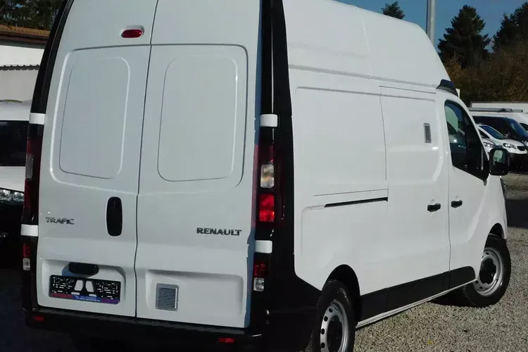 Renault Trafic zdjęcie 2