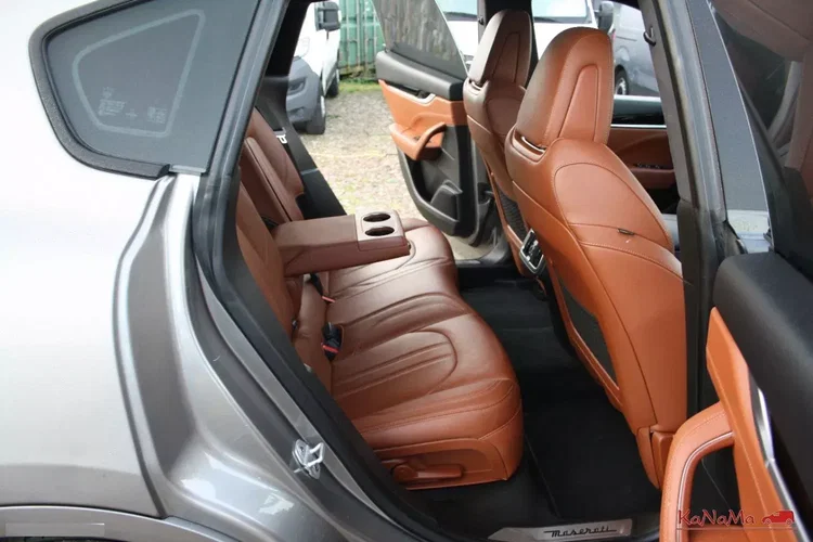 Maserati levante zdjęcie 10