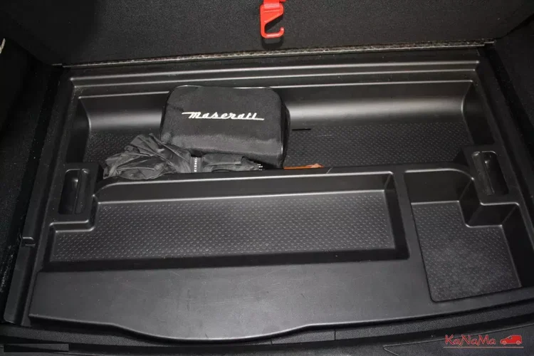 Maserati levante zdjęcie 18