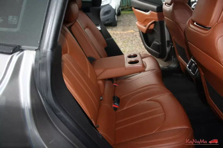 Maserati levante zdjęcie 20