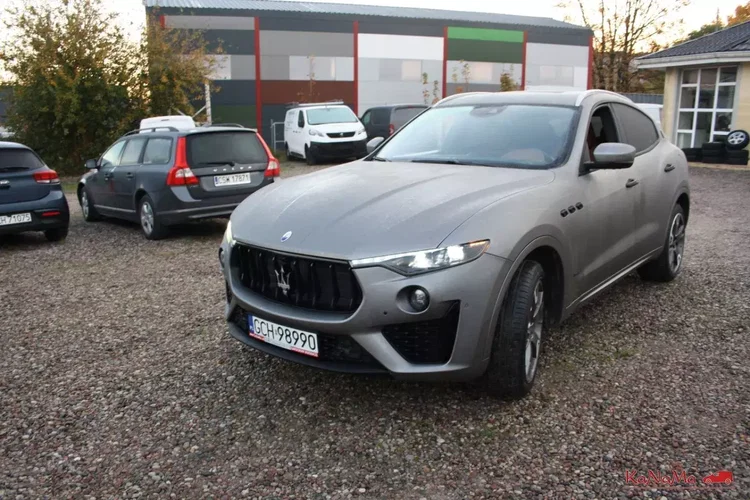 Maserati levante zdjęcie 3
