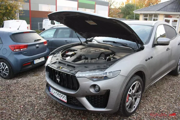 Maserati levante zdjęcie 38
