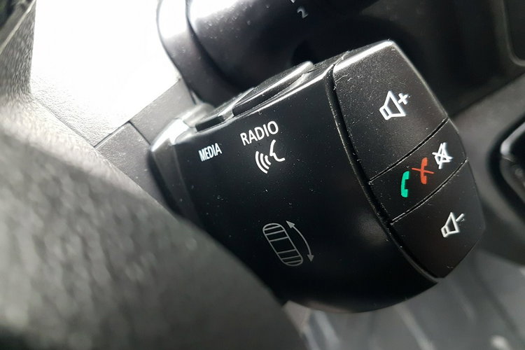 Renault Master KONTENER 8EP 4.21x2.23x2.22 KLIMA MANUAL KRAJOWY 6-BIEGÓW zdjęcie 23