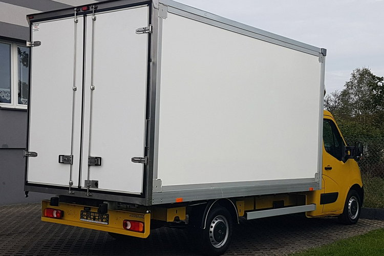 Renault Master KONTENER 8EP 4.21x2.23x2.22 KLIMA MANUAL KRAJOWY 6-BIEGÓW zdjęcie 4