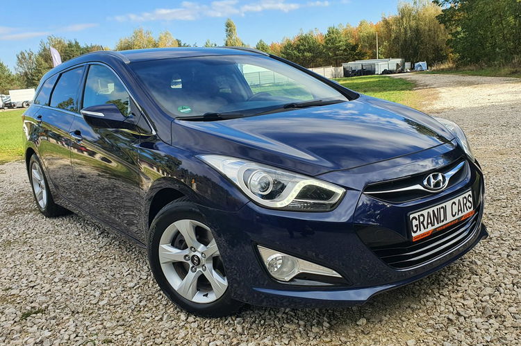 Hyundai i40 1.6 GDI 135KM # Navi # Kamera # Climatonic # KeyLess GO # Skóra zdjęcie 3