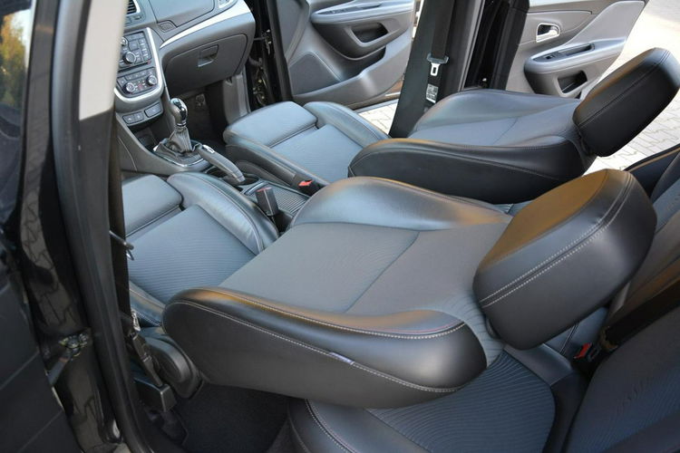 Opel Mokka 4X4 Innovation bi-Xenon Ledy Kamera Skóry Grzana Kier 2xParkt.ALU18 zdjęcie 24
