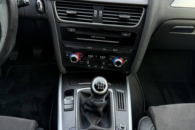 Audi A4 S-Line. Ledy. Skóra . zdjęcie 14