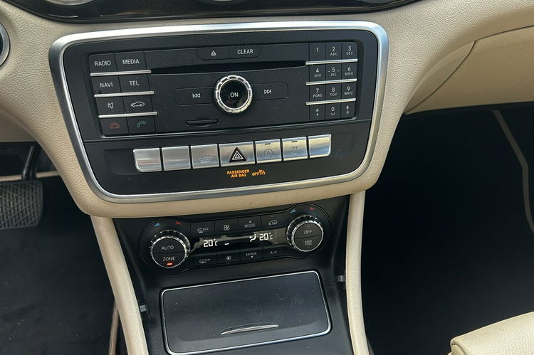 Mercedes CLA 250 Pakiet AMG Navi Automat - Raty Gwarancja Zamiana zdjęcie 15