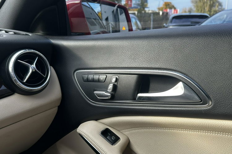 Mercedes CLA 250 Pakiet AMG Navi Automat - Raty Gwarancja Zamiana zdjęcie 16