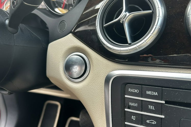Mercedes CLA 250 Pakiet AMG Navi Automat - Raty Gwarancja Zamiana zdjęcie 20