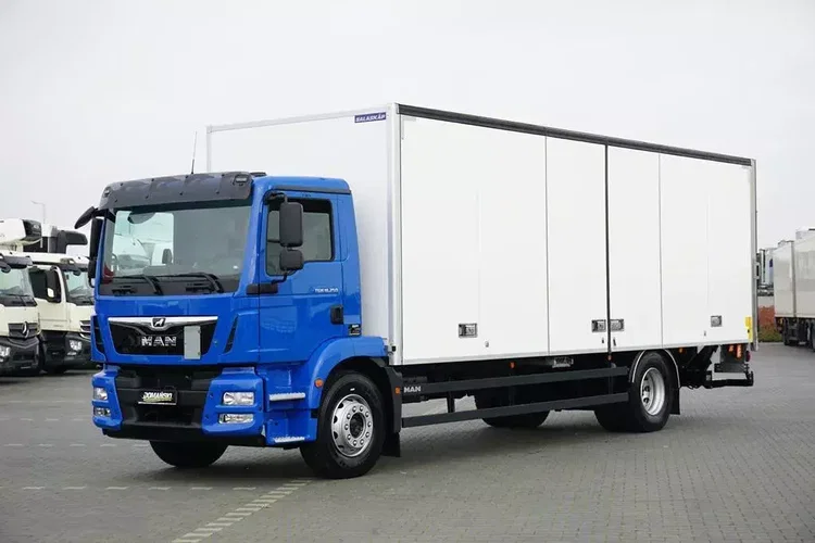 MAN TGM / 18.250 / EURO 6 / IZOTERMA + WINDA / 19 PALET / OTWIERANY BOK zdjęcie 1