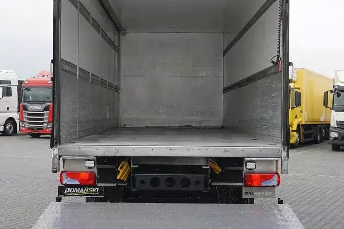 MAN TGM / 18.250 / EURO 6 / IZOTERMA + WINDA / 19 PALET / OTWIERANY BOK zdjęcie 10