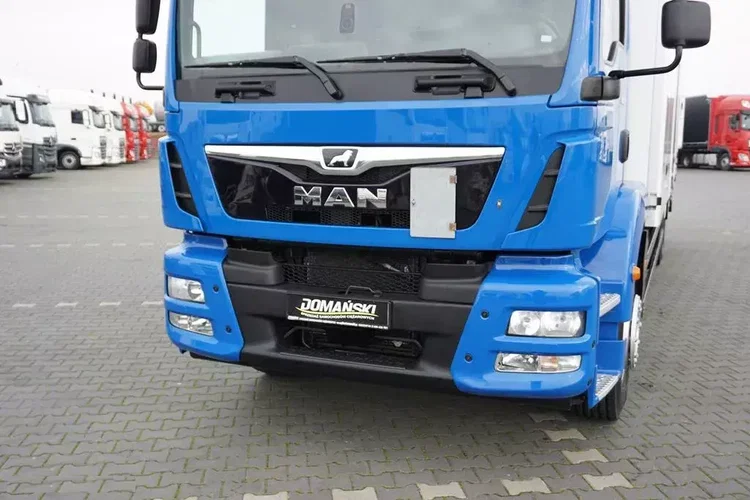 MAN TGM / 18.250 / EURO 6 / IZOTERMA + WINDA / 19 PALET / OTWIERANY BOK zdjęcie 23