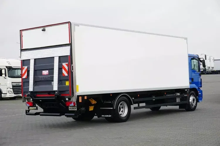 MAN TGM / 18.250 / EURO 6 / IZOTERMA + WINDA / 19 PALET / OTWIERANY BOK zdjęcie 5