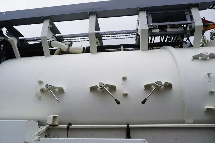 MAN TGS 26.360 E6 / Zabudowa WUKO Rivard 18 m3 / 180 tys. km / oś skrętna zdjęcie 12