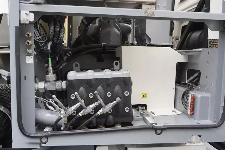 MAN TGS 26.360 E6 / Zabudowa WUKO Rivard 18 m3 / 180 tys. km / oś skrętna zdjęcie 19