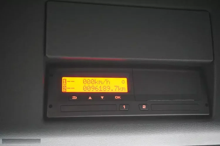 MAN TGS 26.360 E6 / Zabudowa WUKO Rivard 18 m3 / 180 tys. km / oś skrętna zdjęcie 26