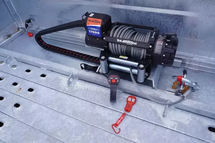 Renault D16 / NOWA Laweta 7.7 m / 170 tys. km zdjęcie 11