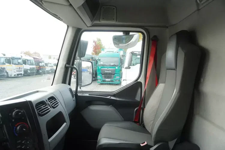 Renault D16 / NOWA Laweta 7.7 m / 170 tys. km zdjęcie 18