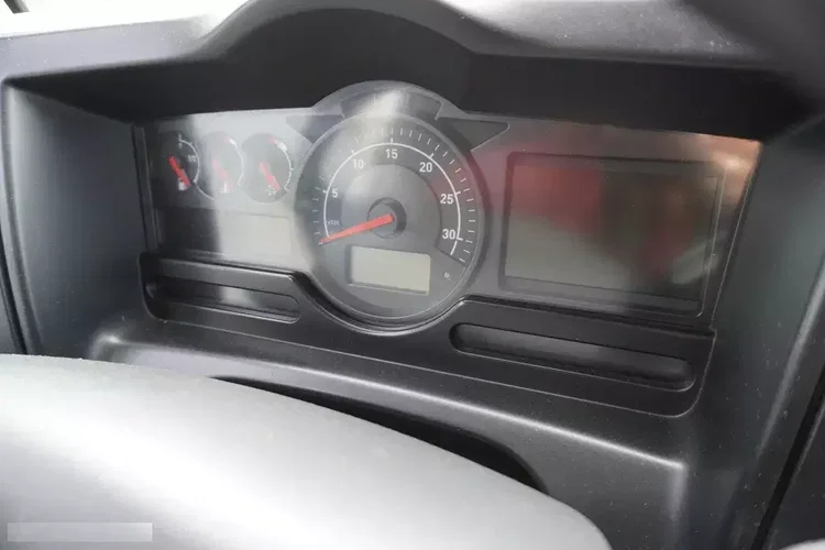 Renault D16 / NOWA Laweta 7.7 m / 170 tys. km zdjęcie 22