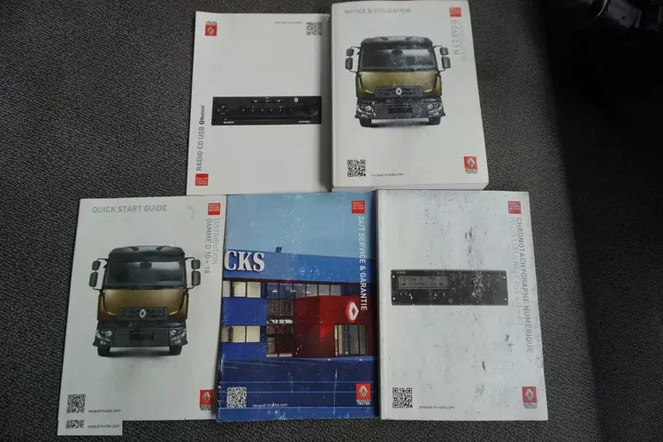 Renault D16 / NOWA Laweta 7.7 m / 170 tys. km zdjęcie 24