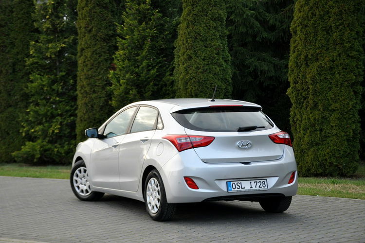 Hyundai i30 1.4i(99KM) 81tyś.km Led Duża Navi Kamera Parktronik Welur I Wł ASO zdjęcie 14