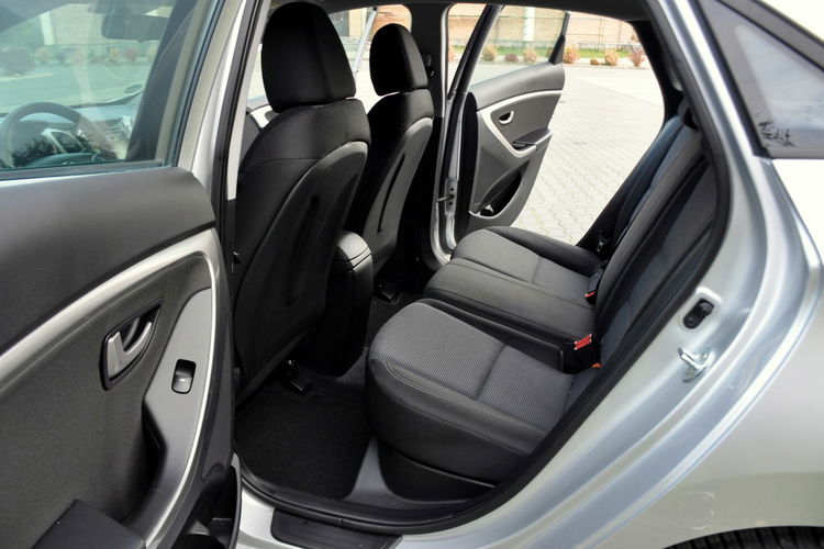 Hyundai i30 1.4i(99KM) 81tyś.km Led Duża Navi Kamera Parktronik Welur I Wł ASO zdjęcie 20