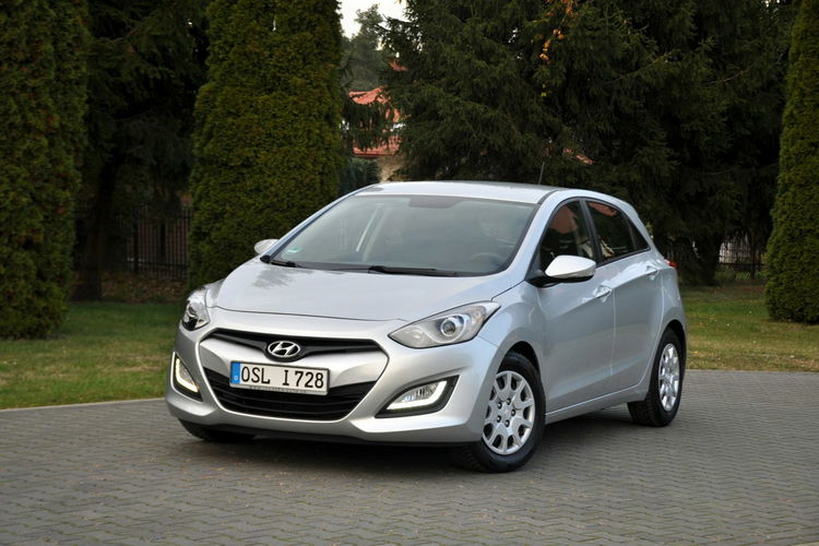 Hyundai i30 1.4i(99KM) 81tyś.km Led Duża Navi Kamera Parktronik Welur I Wł ASO zdjęcie 9