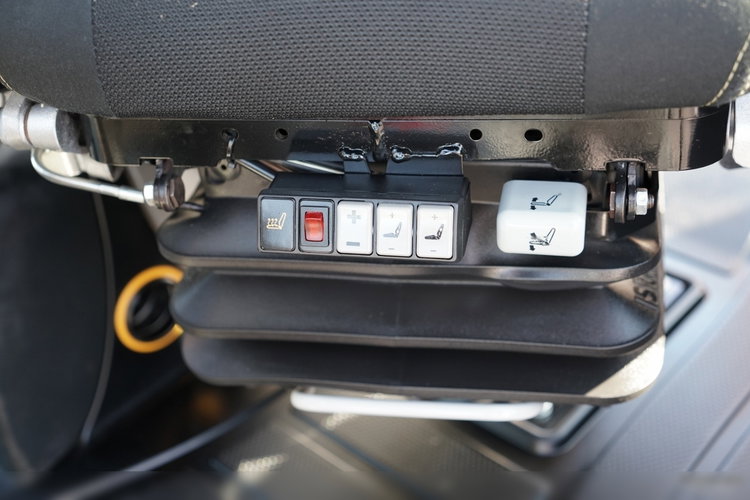 JCB 3CX PLUS / JOYSTICK / KLIMATYZACJA / SZYBKOZŁĄCZE / KOMPLET ŁYŻEK / JAK NOW / SALON POLSKA / zdjęcie 39