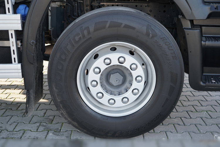 Iveco STRALIS 460 / 6X2 / SKRZYNIOWY 8.1 m + HDS FASSI. F185 MAX UDŹWIG 5 500 KG / STEROWANIE RADIOWE / ROTATOR  zdjęcie 28